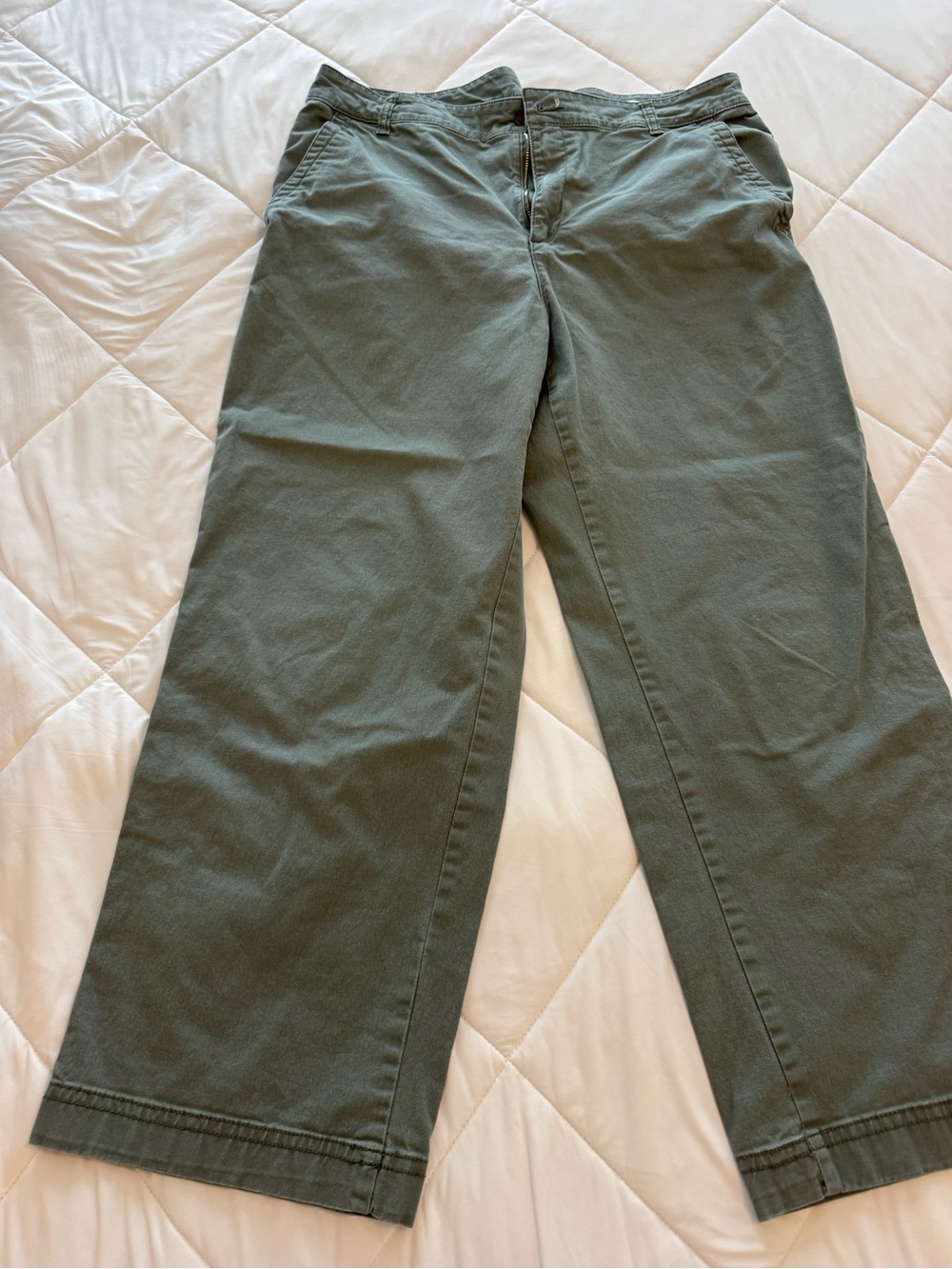 GAP Women's Olive Green Wide-Leg Chino Trousers